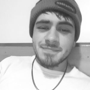 Meet your Posher, Cody